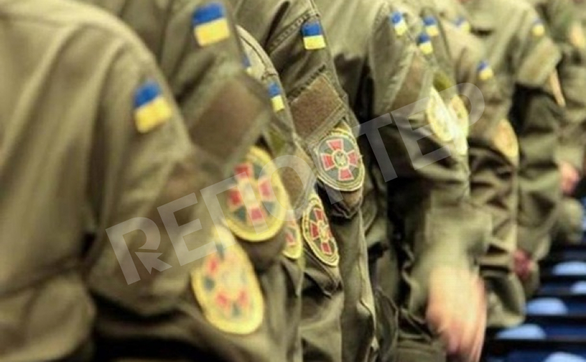 В Новомосковске за убийство по пьяному делу судят военнослужащую