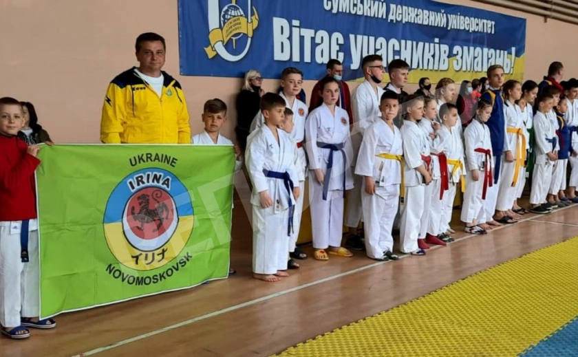 Юные каратисты из Новомосковска стали призерами чемпионата Сумской области
