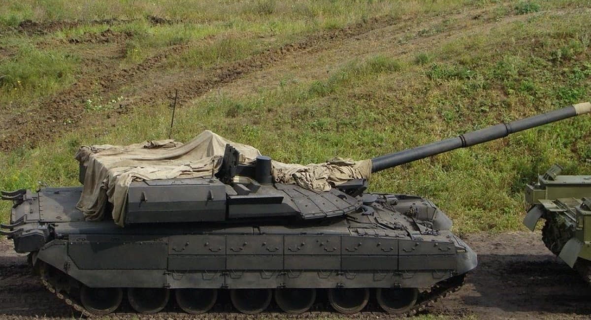 Новомосковская 93-я бригада уничтожила опытный российский танк «Черный орел»