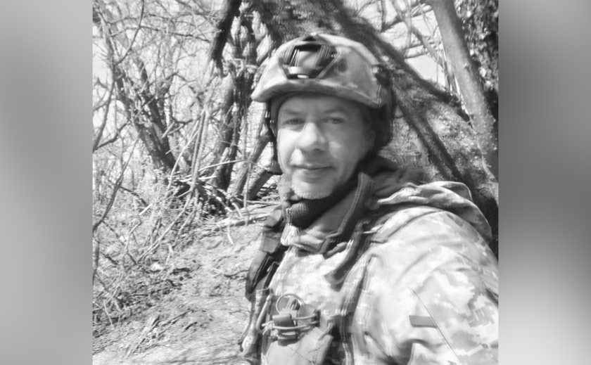 Захищаючи Україну загинув молодший сержант з Новомосковська Сергій Урженко