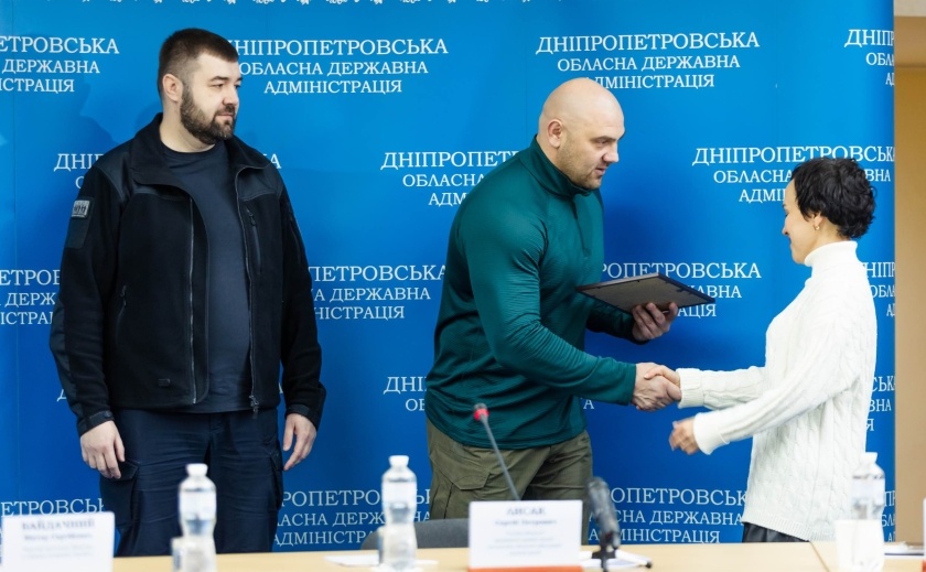 На Дніпропетровщині півсотні учасників бойових дій отримали грошові сертифікати на придбання житла На Дніпропетровщині півсотні учасників бойових дій отримали грошові сертифікати на придбання житла