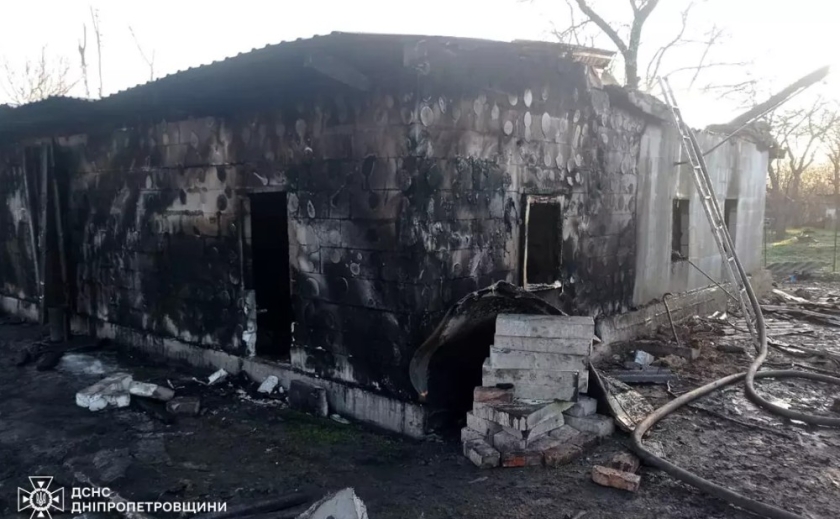 У Самарівському районі вночі зайнявся житловий будинок