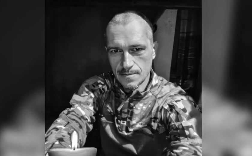«Війна забирає кращих»: у Самарі провели в останню путь 47-річного Віталія Сієнко