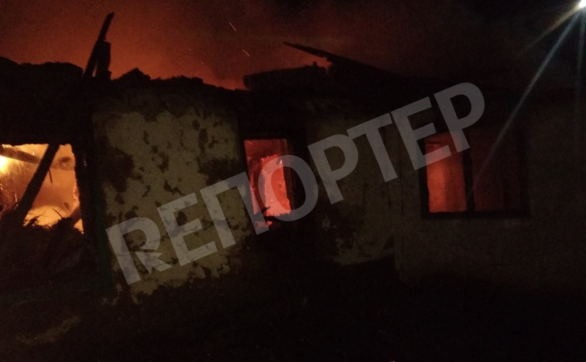 В Магдалиновском районе сгорел дом